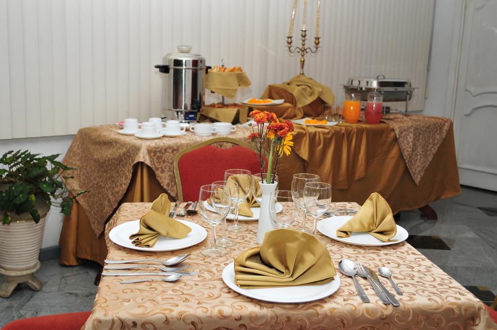 Hotel Cordero Cuenca Ngoại thất bức ảnh
